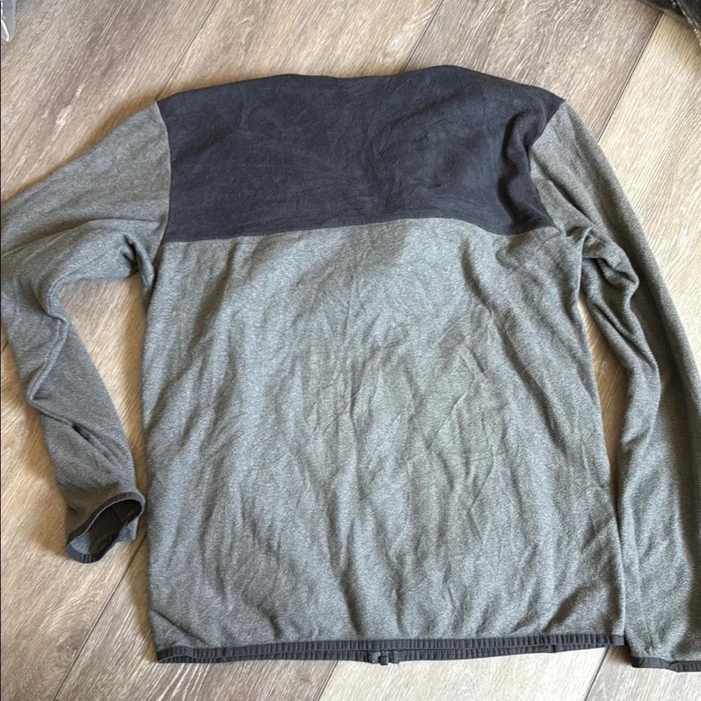 The North Face boys XL full zip fleece